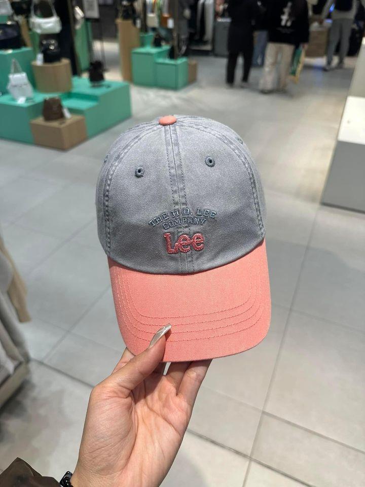 Mũ Lee tại store Hàn